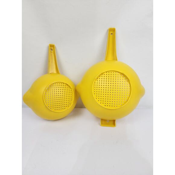 Vtg Tupperware Yellow Colander Strainer Set Of 2 #1200 - 1 Qt & #1523 - 2 Qt - Picture 3 of 3